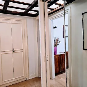 https://piazza-di-spagna-heart-of-rome-best-location.it-romehotels.com